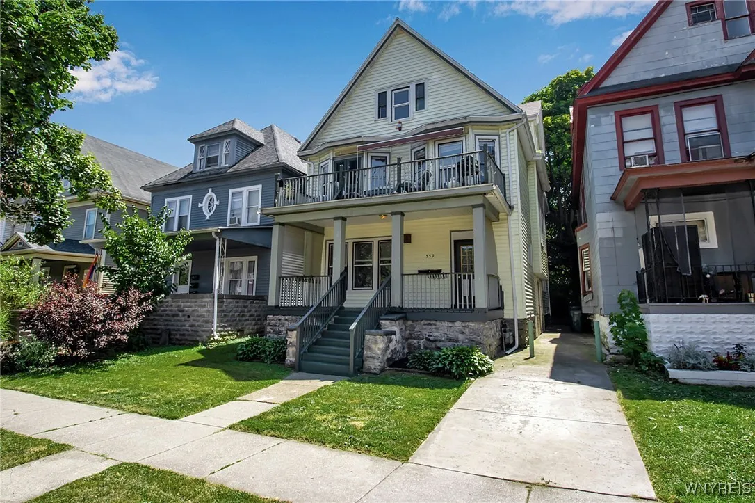 559 Potomac Avenue, Buffalo, New York 14222, Buffalo, New York 14222, 6 Bedrooms Bedrooms, ,2 BathroomsBathrooms,Residential,For Sale,559 Potomac Avenue, Buffalo, New York 14222,B1625778