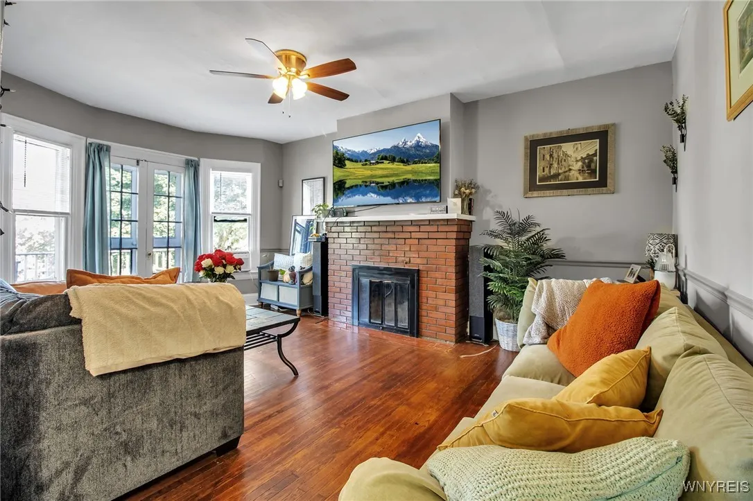 559 Potomac Avenue, Buffalo, New York 14222, Buffalo, New York 14222, 6 Bedrooms Bedrooms, ,2 BathroomsBathrooms,Residential,For Sale,559 Potomac Avenue, Buffalo, New York 14222,B1625778