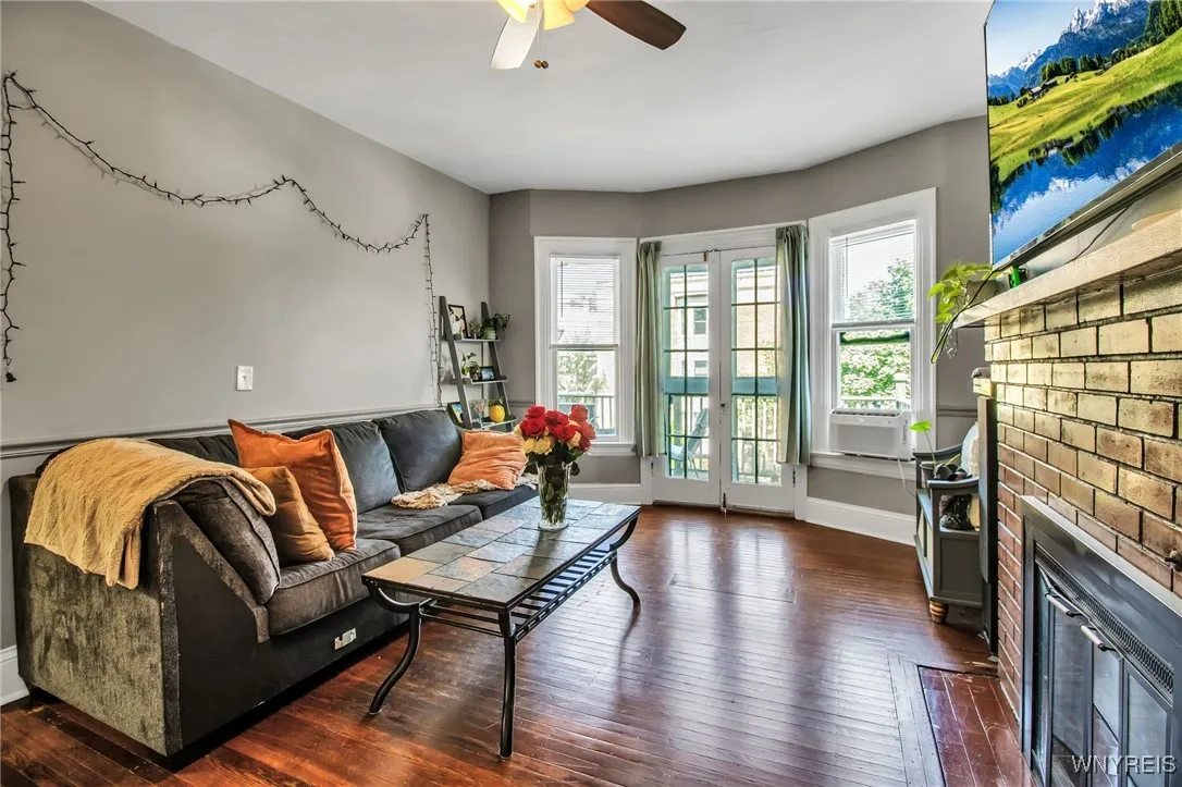 559 Potomac Avenue, Buffalo, New York 14222, Buffalo, New York 14222, 6 Bedrooms Bedrooms, ,2 BathroomsBathrooms,Residential,For Sale,559 Potomac Avenue, Buffalo, New York 14222,B1625778