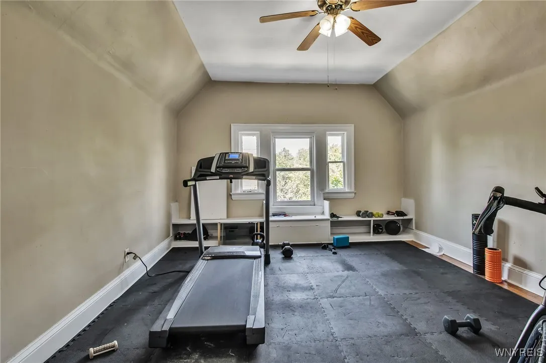 559 Potomac Avenue, Buffalo, New York 14222, Buffalo, New York 14222, 6 Bedrooms Bedrooms, ,2 BathroomsBathrooms,Residential,For Sale,559 Potomac Avenue, Buffalo, New York 14222,B1625778