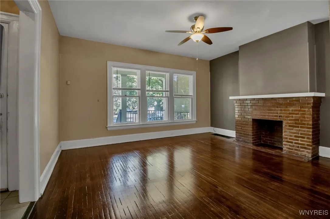 559 Potomac Avenue, Buffalo, New York 14222, Buffalo, New York 14222, 6 Bedrooms Bedrooms, ,2 BathroomsBathrooms,Residential,For Sale,559 Potomac Avenue, Buffalo, New York 14222,B1625778