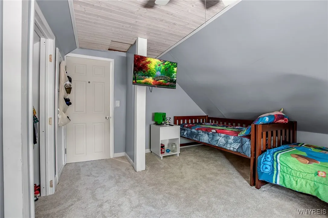 273 East And West Road, West Seneca, New York 1422, West Seneca, New York 14224, 3 Bedrooms Bedrooms, 7 Rooms Rooms,1 BathroomBathrooms,Residential,For Sale,273 East And West Road, West Seneca, New York 1422,B1625875