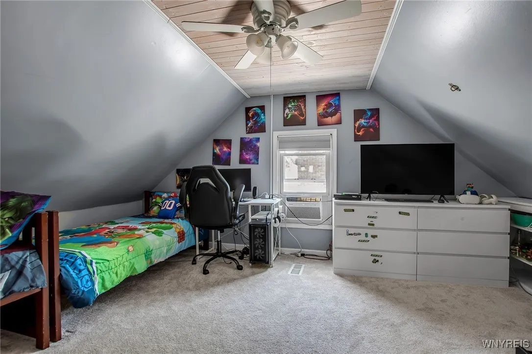 273 East And West Road, West Seneca, New York 1422, West Seneca, New York 14224, 3 Bedrooms Bedrooms, 7 Rooms Rooms,1 BathroomBathrooms,Residential,For Sale,273 East And West Road, West Seneca, New York 1422,B1625875