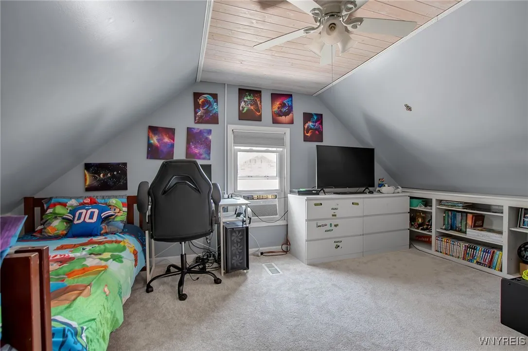 273 East And West Road, West Seneca, New York 1422, West Seneca, New York 14224, 3 Bedrooms Bedrooms, 7 Rooms Rooms,1 BathroomBathrooms,Residential,For Sale,273 East And West Road, West Seneca, New York 1422,B1625875