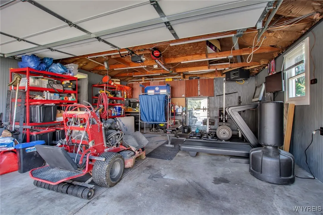 273 East And West Road, West Seneca, New York 1422, West Seneca, New York 14224, 3 Bedrooms Bedrooms, 7 Rooms Rooms,1 BathroomBathrooms,Residential,For Sale,273 East And West Road, West Seneca, New York 1422,B1625875