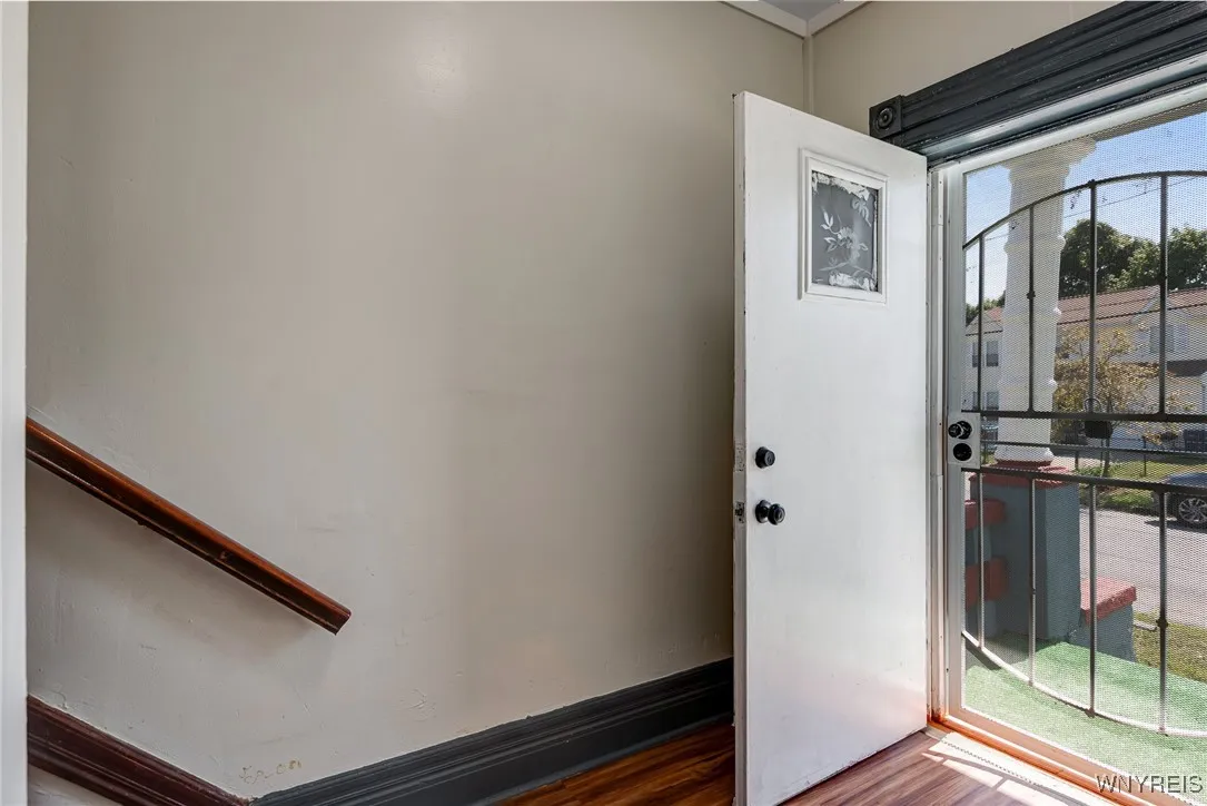 377 Walnut Street, Buffalo, New York 14204, Buffalo, New York 14204, 6 Bedrooms Bedrooms, ,2 BathroomsBathrooms,Residential,Closed,377 Walnut Street, Buffalo, New York 14204,0,B1626078