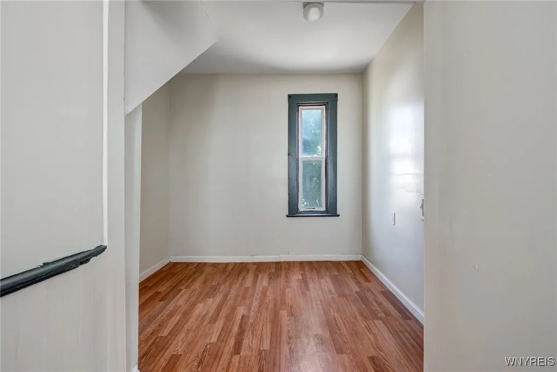 377 Walnut Street, Buffalo, New York 14204, Buffalo, New York 14204, 6 Bedrooms Bedrooms, ,2 BathroomsBathrooms,Residential,Closed,377 Walnut Street, Buffalo, New York 14204,0,B1626078