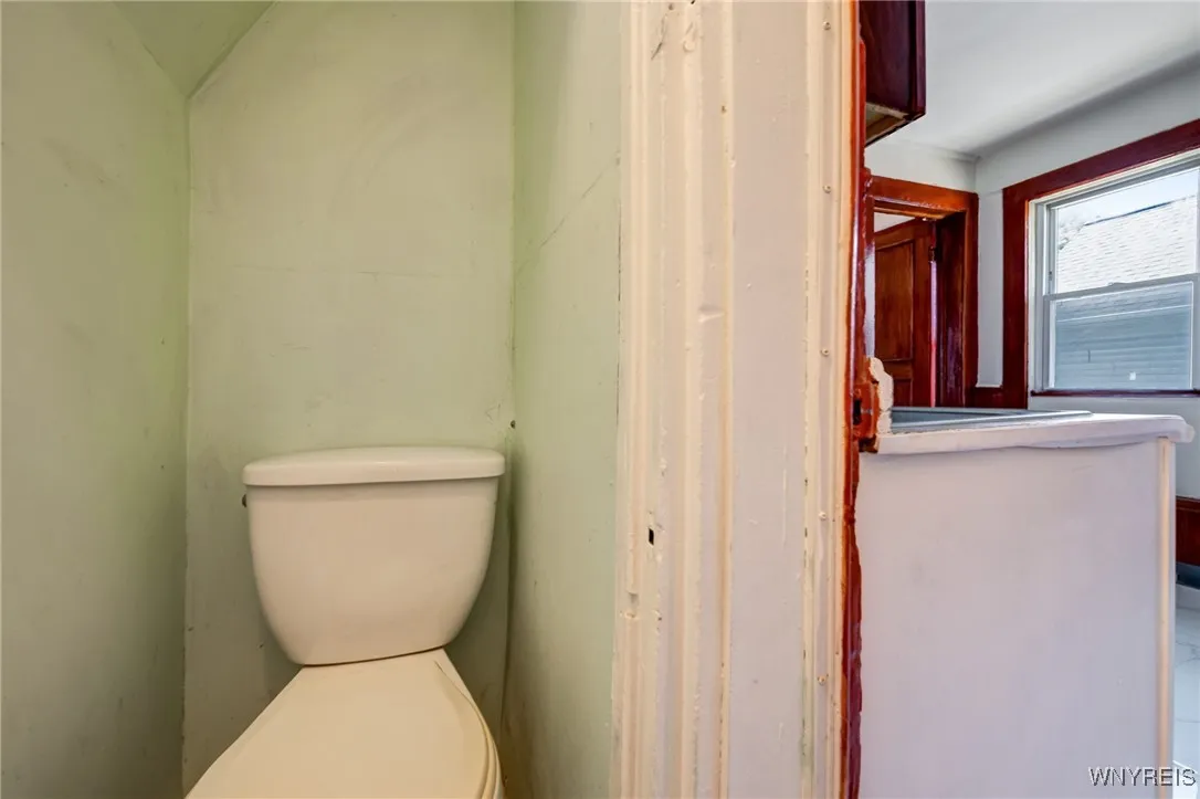 377 Walnut Street, Buffalo, New York 14204, Buffalo, New York 14204, 6 Bedrooms Bedrooms, ,2 BathroomsBathrooms,Residential,Closed,377 Walnut Street, Buffalo, New York 14204,0,B1626078