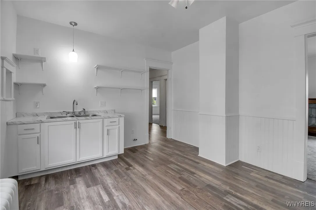 205 Lisbon Avenue, Buffalo, New York 14215, Buffalo, New York 14215, 3 Bedrooms Bedrooms, 5 Rooms Rooms,1 BathroomBathrooms,Residential Lease,For Rent,205 Lisbon Avenue, Buffalo, New York 14215,B1626131