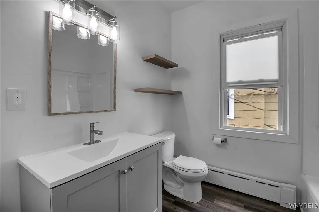 205 Lisbon Avenue, Buffalo, New York 14215, Buffalo, New York 14215, 3 Bedrooms Bedrooms, 5 Rooms Rooms,1 BathroomBathrooms,Residential Lease,For Rent,205 Lisbon Avenue, Buffalo, New York 14215,B1626131