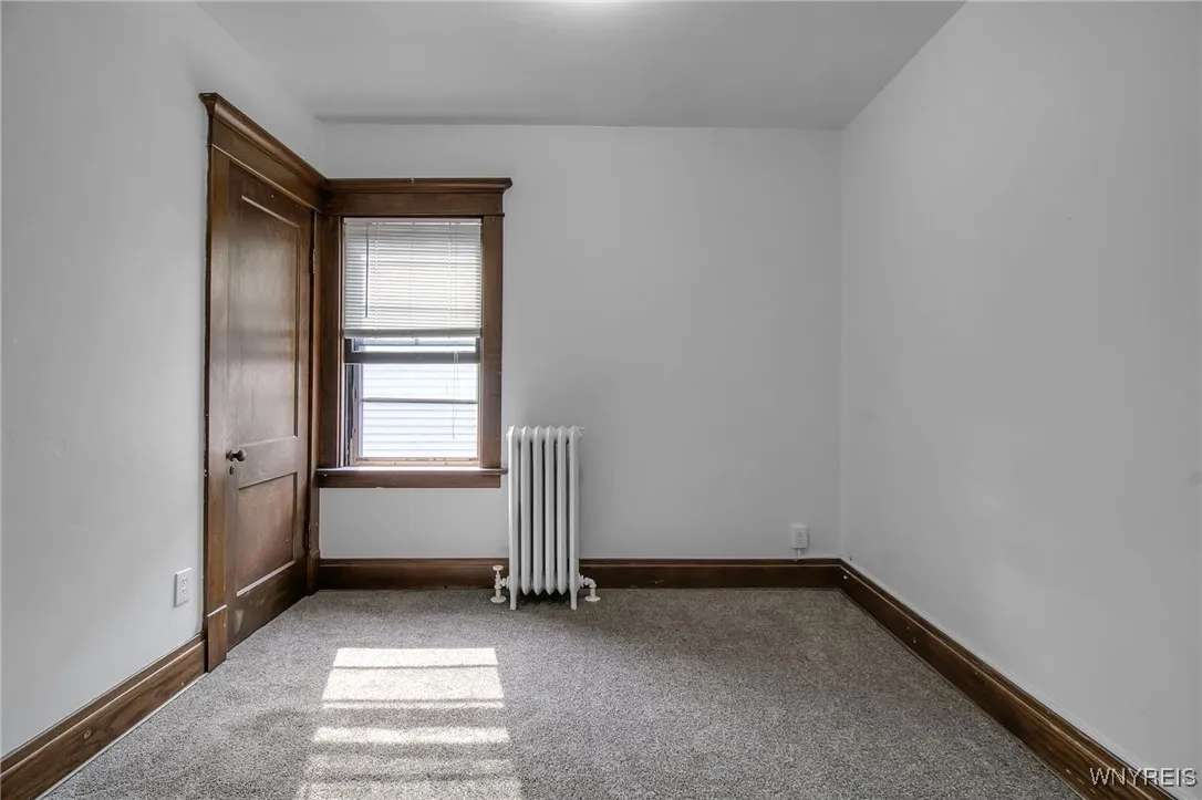 205 Lisbon Avenue, Buffalo, New York 14215, Buffalo, New York 14215, 3 Bedrooms Bedrooms, 5 Rooms Rooms,1 BathroomBathrooms,Residential Lease,For Rent,205 Lisbon Avenue, Buffalo, New York 14215,B1626131