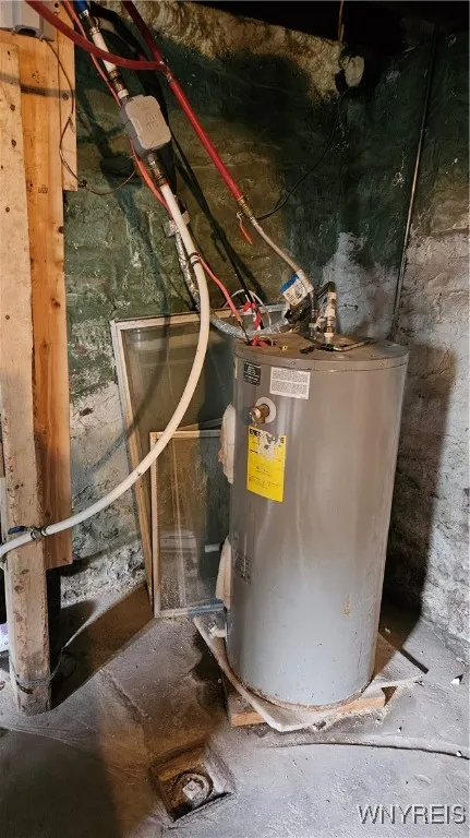 726 South Main Street, Shelby, New York 14103, Shelby, New York 14103, 3 Bedrooms Bedrooms, 8 Rooms Rooms,2 BathroomsBathrooms,Residential,Closed,726 South Main Street, Shelby, New York 14103,0,B1626474