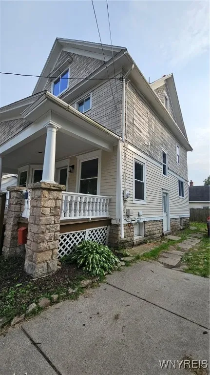 726 South Main Street, Shelby, New York 14103, Shelby, New York 14103, 3 Bedrooms Bedrooms, 8 Rooms Rooms,2 BathroomsBathrooms,Residential,Closed,726 South Main Street, Shelby, New York 14103,0,B1626474