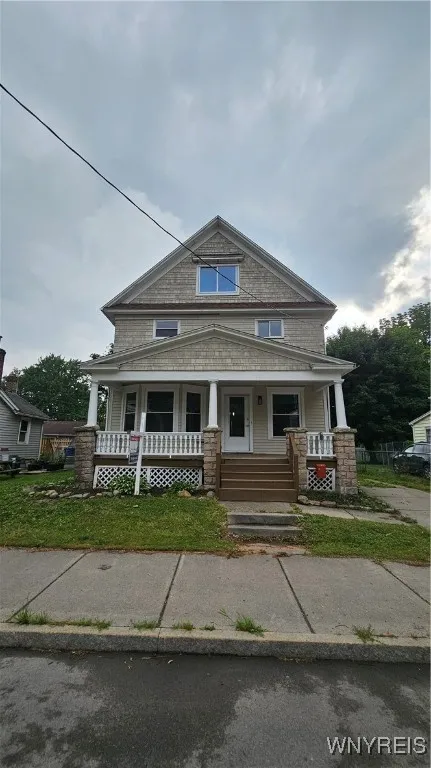 726 South Main Street, Shelby, New York 14103, Shelby, New York 14103, 3 Bedrooms Bedrooms, 8 Rooms Rooms,2 BathroomsBathrooms,Residential,Closed,726 South Main Street, Shelby, New York 14103,0,B1626474