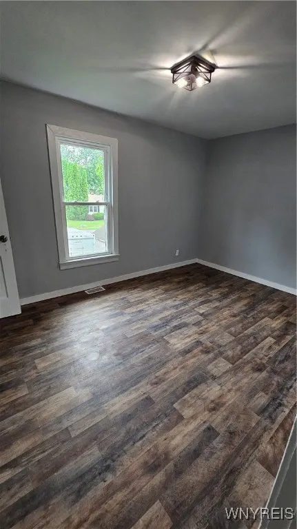 726 South Main Street, Shelby, New York 14103, Shelby, New York 14103, 3 Bedrooms Bedrooms, 8 Rooms Rooms,2 BathroomsBathrooms,Residential,Closed,726 South Main Street, Shelby, New York 14103,0,B1626474