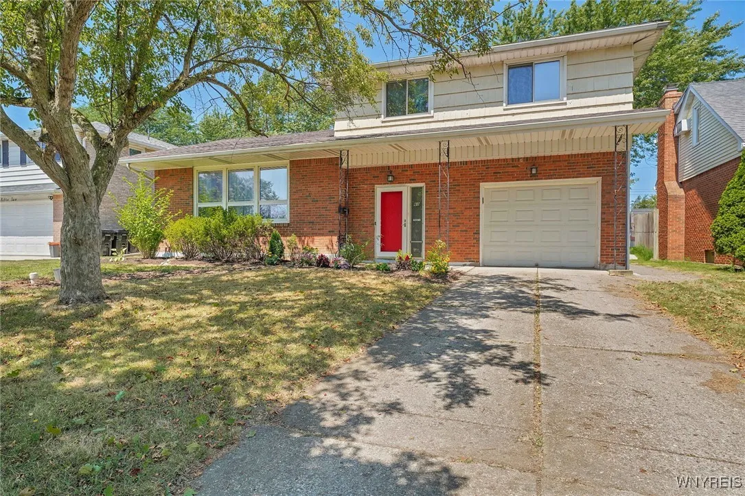 60 Alder Place, Tonawanda, New York 14223, Tonawanda, New York 14223, 3 Bedrooms Bedrooms, 9 Rooms Rooms,1 BathroomBathrooms,Residential,Closed,60 Alder Place, Tonawanda, New York 14223,0,B1626061