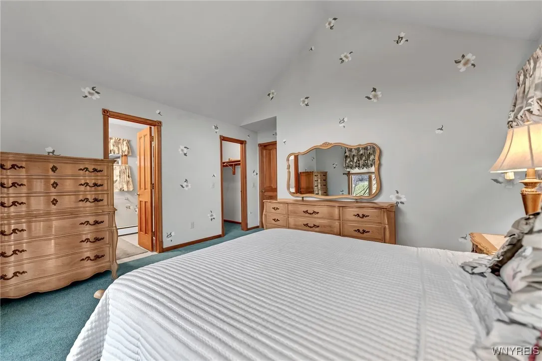 5246 Armor Duells Road, Orchard Park, New York 141, Orchard Park, New York 14127, 3 Bedrooms Bedrooms, 12 Rooms Rooms,3 BathroomsBathrooms,Residential,For Sale,5246 Armor Duells Road, Orchard Park, New York 141,B1626327
