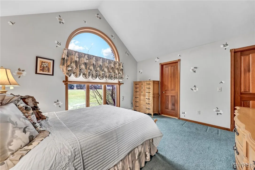 5246 Armor Duells Road, Orchard Park, New York 141, Orchard Park, New York 14127, 3 Bedrooms Bedrooms, 12 Rooms Rooms,3 BathroomsBathrooms,Residential,For Sale,5246 Armor Duells Road, Orchard Park, New York 141,B1626327