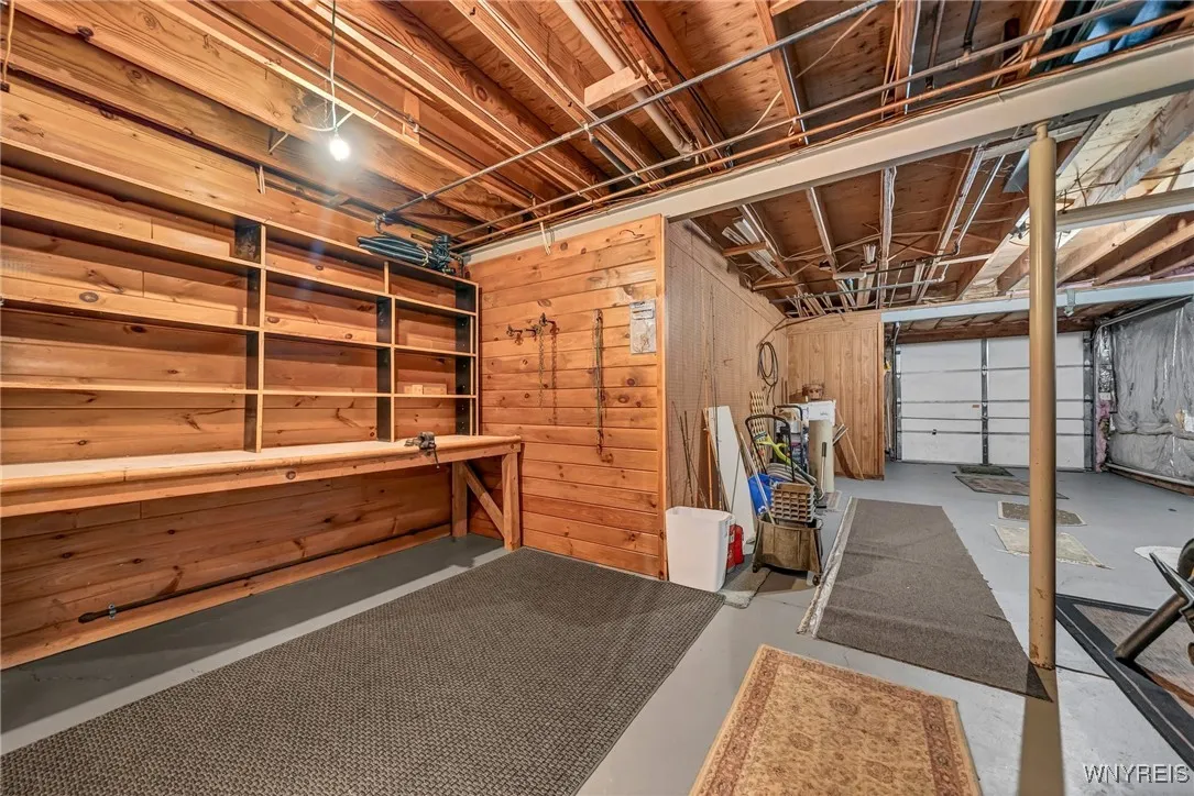 5246 Armor Duells Road, Orchard Park, New York 141, Orchard Park, New York 14127, 3 Bedrooms Bedrooms, 12 Rooms Rooms,3 BathroomsBathrooms,Residential,For Sale,5246 Armor Duells Road, Orchard Park, New York 141,B1626327