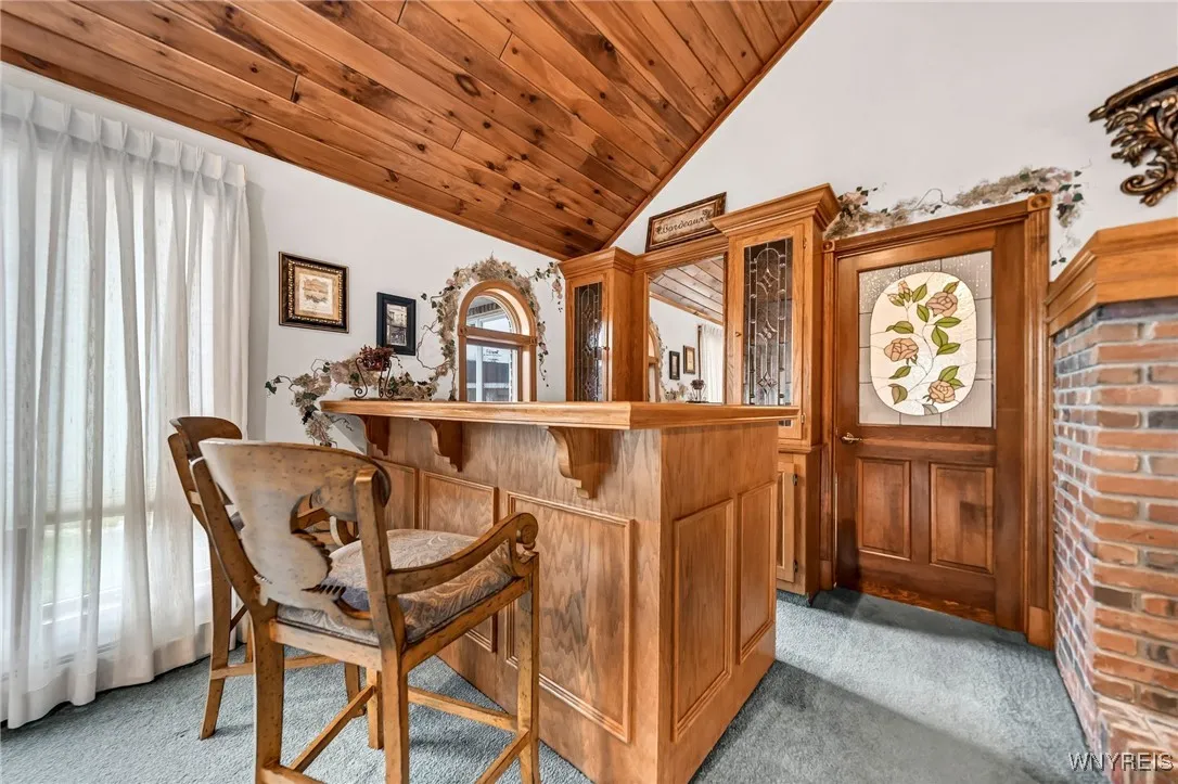 5246 Armor Duells Road, Orchard Park, New York 141, Orchard Park, New York 14127, 3 Bedrooms Bedrooms, 12 Rooms Rooms,3 BathroomsBathrooms,Residential,For Sale,5246 Armor Duells Road, Orchard Park, New York 141,B1626327