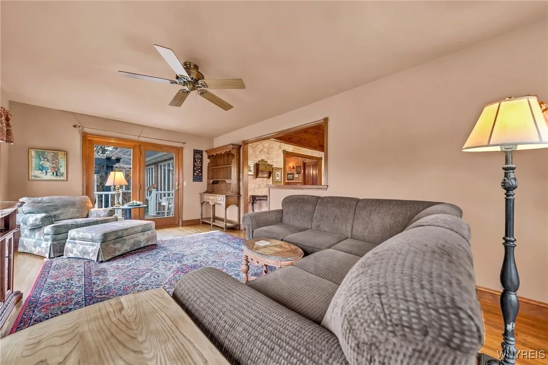 5246 Armor Duells Road, Orchard Park, New York 141, Orchard Park, New York 14127, 3 Bedrooms Bedrooms, 12 Rooms Rooms,3 BathroomsBathrooms,Residential,For Sale,5246 Armor Duells Road, Orchard Park, New York 141,B1626327
