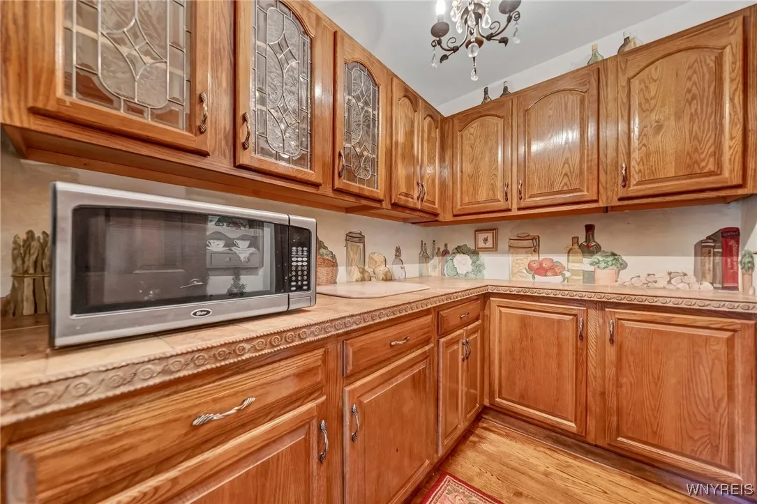 5246 Armor Duells Road, Orchard Park, New York 141, Orchard Park, New York 14127, 3 Bedrooms Bedrooms, 12 Rooms Rooms,3 BathroomsBathrooms,Residential,For Sale,5246 Armor Duells Road, Orchard Park, New York 141,B1626327