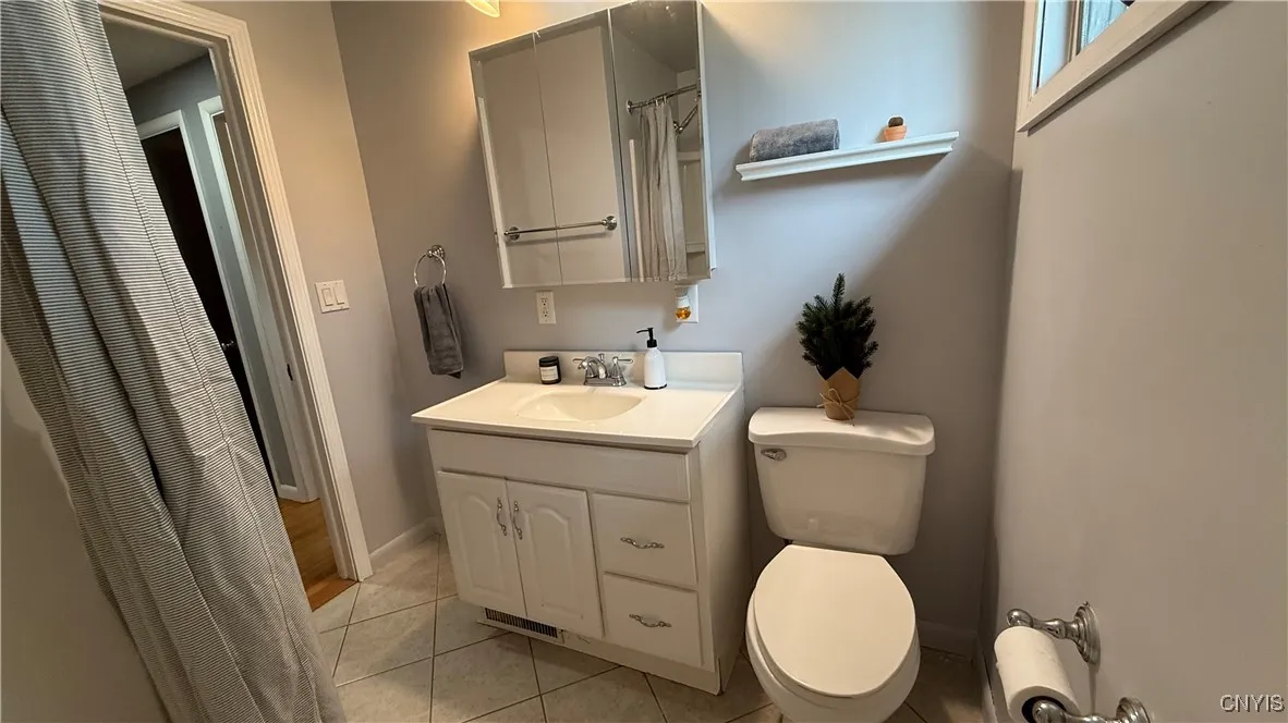Main Bathroom