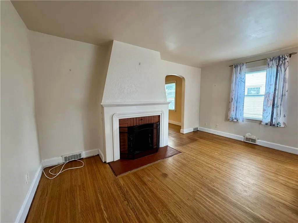 109 Worcester Road, Greece, New York 14616, Greece, New York 14616, 3 Bedrooms Bedrooms, 7 Rooms Rooms,1 BathroomBathrooms,Residential,Closed,109 Worcester Road, Greece, New York 14616,0,R1626388