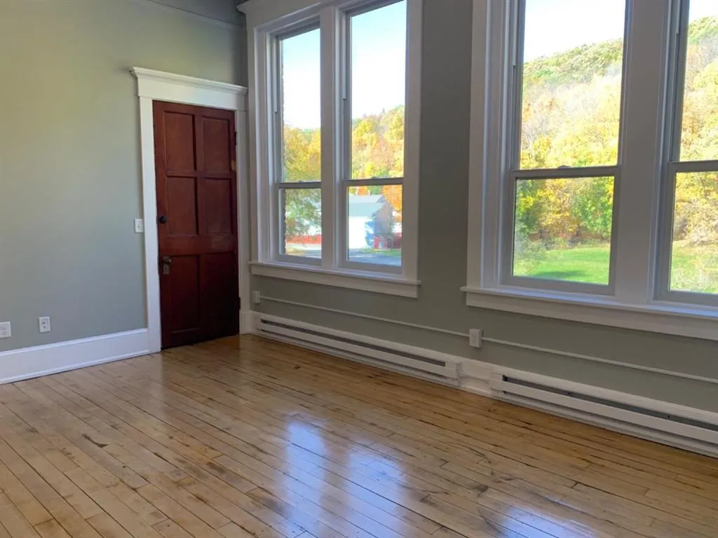 290 Chestnut Street 6, Oneonta, New York 13820, Oneonta, New York 13820, 1 Bedroom Bedrooms, 3 Rooms Rooms,1 BathroomBathrooms,Residential Lease,For Rent,290 Chestnut Street 6, Oneonta, New York 13820,R1626579