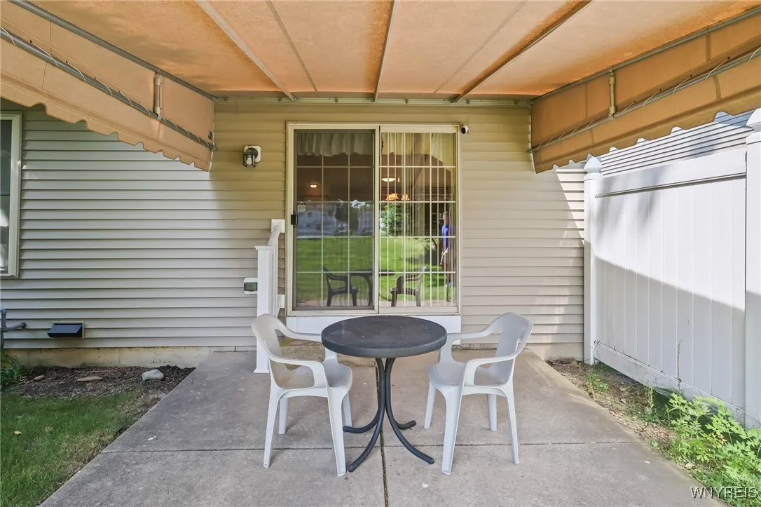 35 Gardenville On The Green, West Seneca, New York, West Seneca, New York 14224, 2 Bedrooms Bedrooms, 5 Rooms Rooms,1 BathroomBathrooms,Residential,Closed,35 Gardenville On The Green, West Seneca, New York,0,B1625520