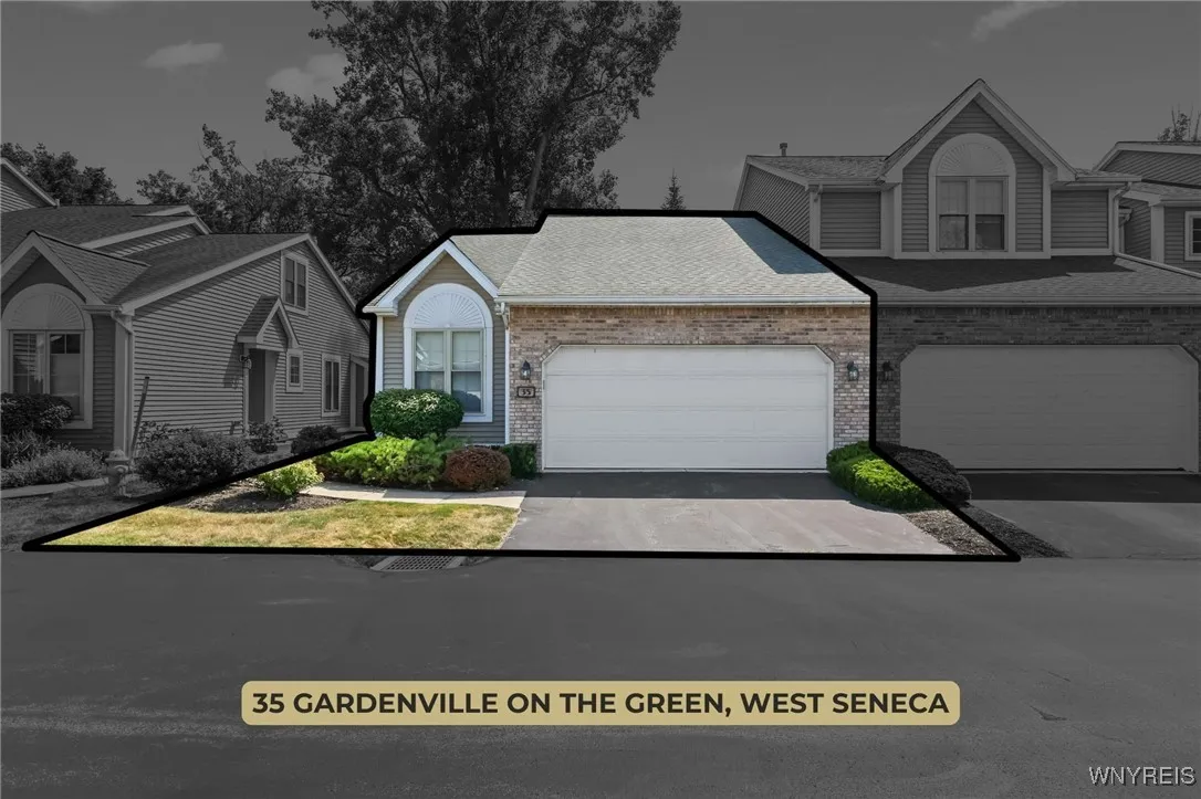 35 Gardenville On The Green, West Seneca, New York, West Seneca, New York 14224, 2 Bedrooms Bedrooms, 5 Rooms Rooms,1 BathroomBathrooms,Residential,Closed,35 Gardenville On The Green, West Seneca, New York,0,B1625520