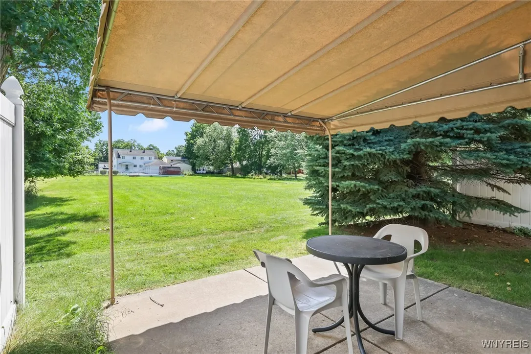 35 Gardenville On The Green, West Seneca, New York, West Seneca, New York 14224, 2 Bedrooms Bedrooms, 5 Rooms Rooms,1 BathroomBathrooms,Residential,Closed,35 Gardenville On The Green, West Seneca, New York,0,B1625520