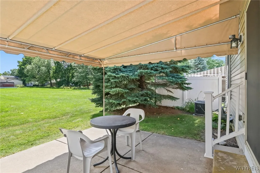 35 Gardenville On The Green, West Seneca, New York, West Seneca, New York 14224, 2 Bedrooms Bedrooms, 5 Rooms Rooms,1 BathroomBathrooms,Residential,Closed,35 Gardenville On The Green, West Seneca, New York,0,B1625520