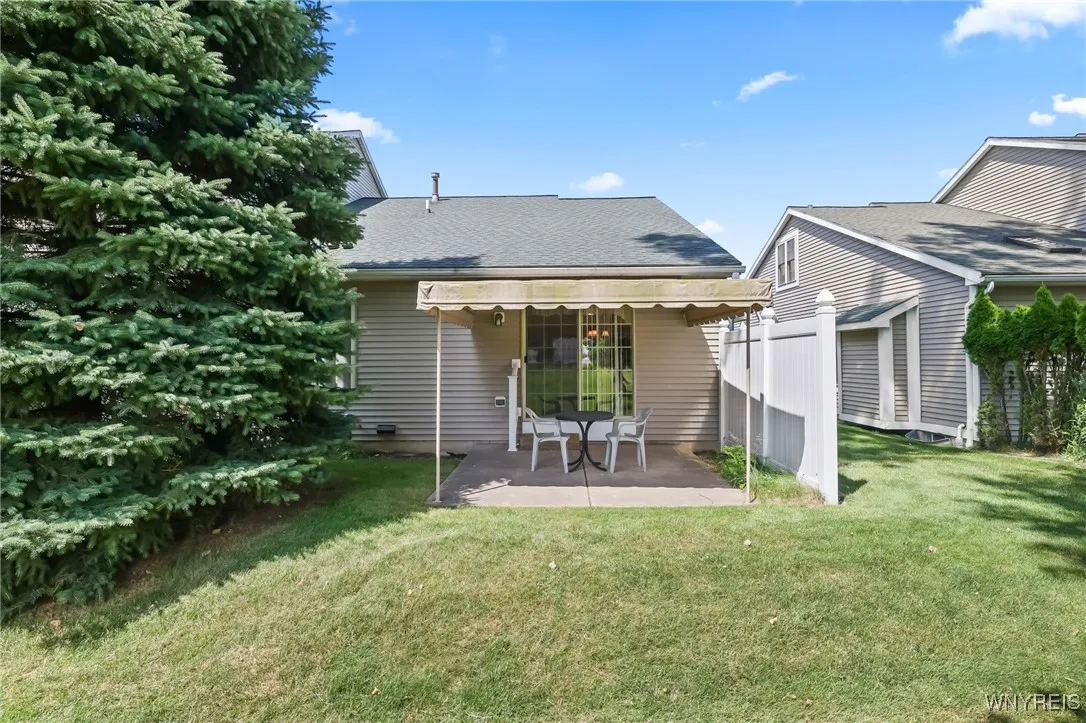 35 Gardenville On The Green, West Seneca, New York, West Seneca, New York 14224, 2 Bedrooms Bedrooms, 5 Rooms Rooms,1 BathroomBathrooms,Residential,Closed,35 Gardenville On The Green, West Seneca, New York,0,B1625520