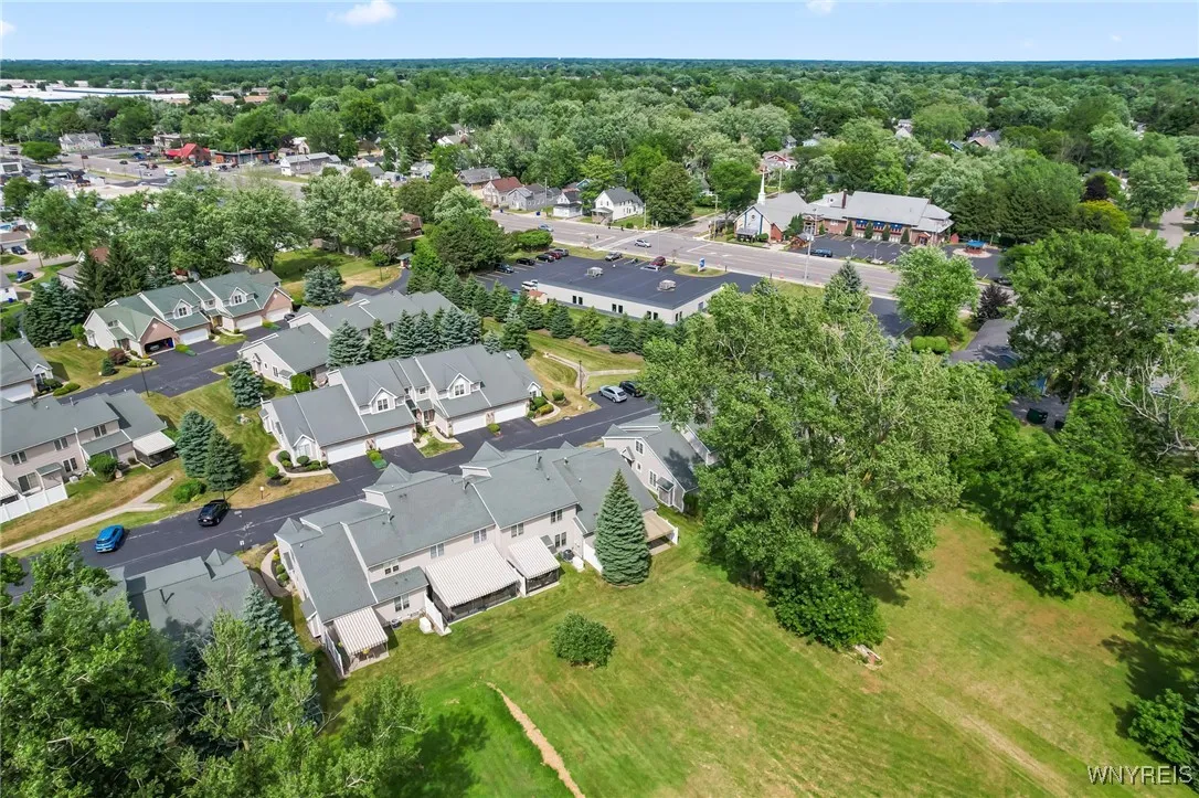 35 Gardenville On The Green, West Seneca, New York, West Seneca, New York 14224, 2 Bedrooms Bedrooms, 5 Rooms Rooms,1 BathroomBathrooms,Residential,Closed,35 Gardenville On The Green, West Seneca, New York,0,B1625520