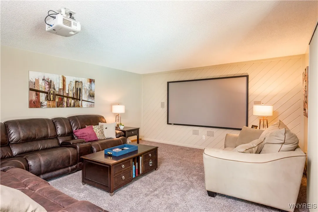 26 Lancelot Court, Amherst, New York 14068, Amherst, New York 14068, 3 Bedrooms Bedrooms, 9 Rooms Rooms,2 BathroomsBathrooms,Residential,For Sale,26 Lancelot Court, Amherst, New York 14068,B1626493