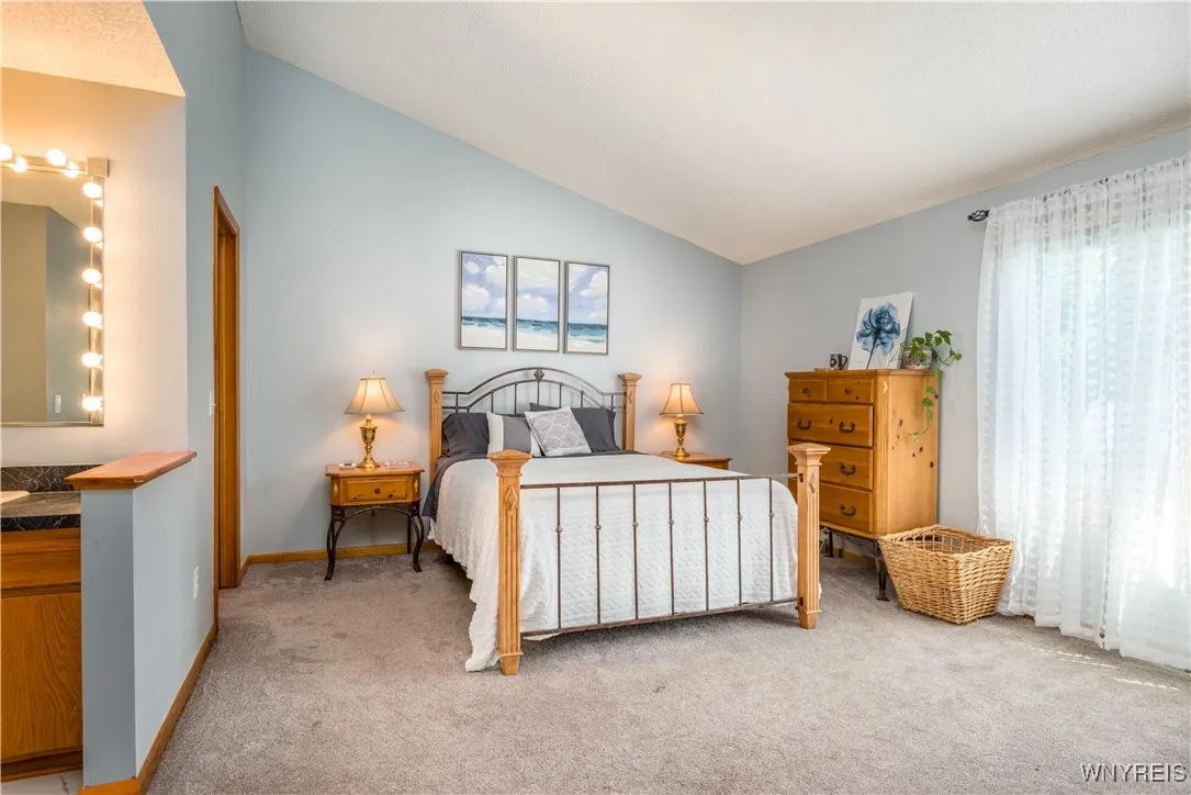 26 Lancelot Court, Amherst, New York 14068, Amherst, New York 14068, 3 Bedrooms Bedrooms, 9 Rooms Rooms,2 BathroomsBathrooms,Residential,For Sale,26 Lancelot Court, Amherst, New York 14068,B1626493