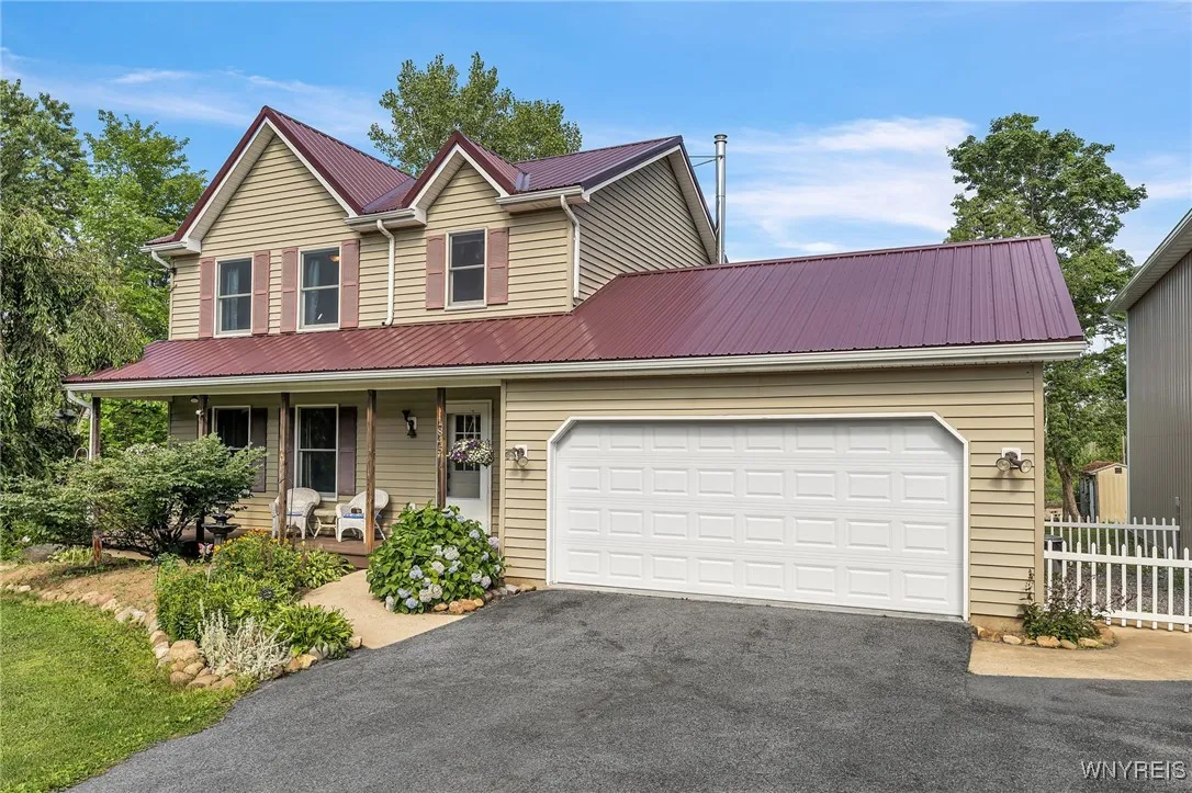 Gutters new 2025
Metal Roof instal 2015