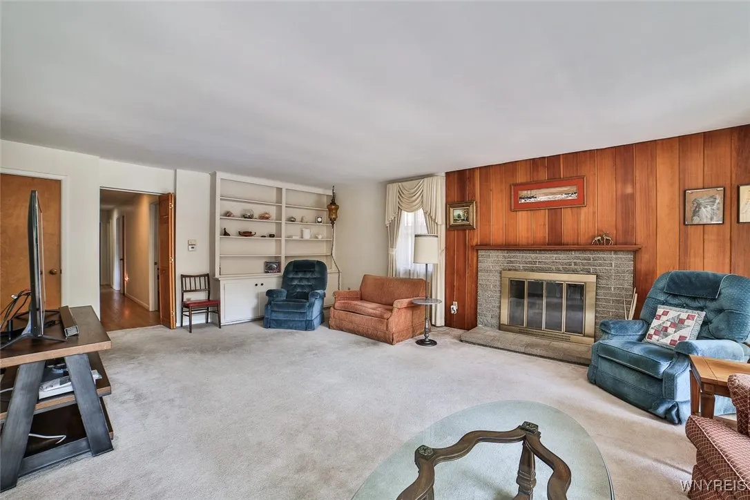 26 Devon Lane, Amherst, New York 14221, Amherst, New York 14221, 4 Bedrooms Bedrooms, 7 Rooms Rooms,2 BathroomsBathrooms,Residential,For Sale,26 Devon Lane, Amherst, New York 14221,B1625947