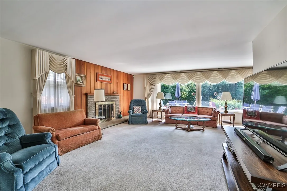 26 Devon Lane, Amherst, New York 14221, Amherst, New York 14221, 4 Bedrooms Bedrooms, 7 Rooms Rooms,2 BathroomsBathrooms,Residential,For Sale,26 Devon Lane, Amherst, New York 14221,B1625947