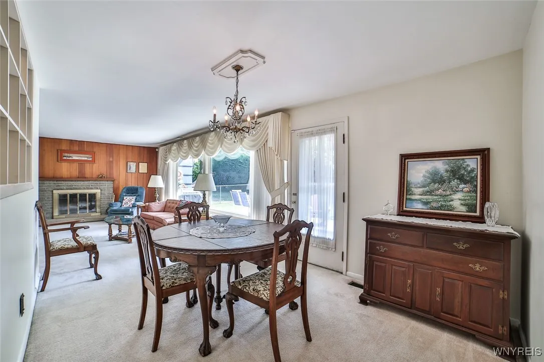 26 Devon Lane, Amherst, New York 14221, Amherst, New York 14221, 4 Bedrooms Bedrooms, 7 Rooms Rooms,2 BathroomsBathrooms,Residential,For Sale,26 Devon Lane, Amherst, New York 14221,B1625947