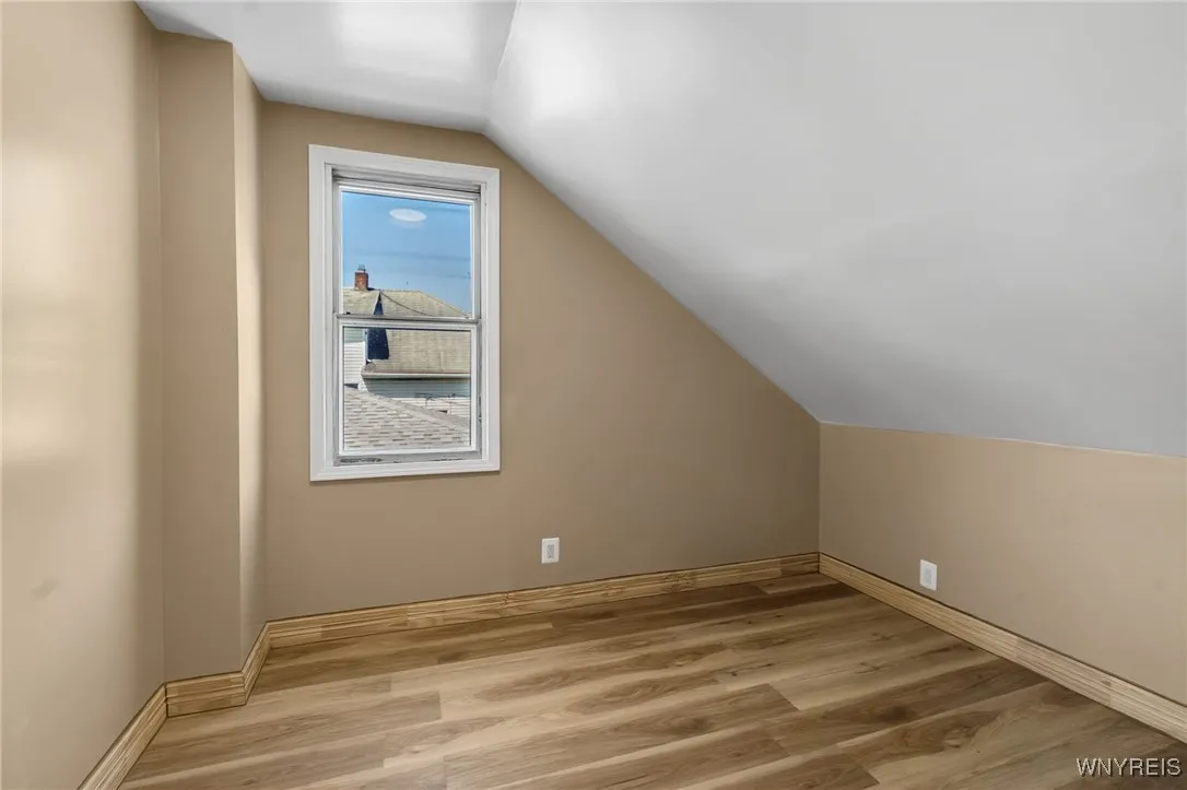 689 Longmeadow Road, Amherst, New York 14226, Amherst, New York 14226, 3 Bedrooms Bedrooms, 6 Rooms Rooms,2 BathroomsBathrooms,Residential,For Sale,689 Longmeadow Road, Amherst, New York 14226,B1626502