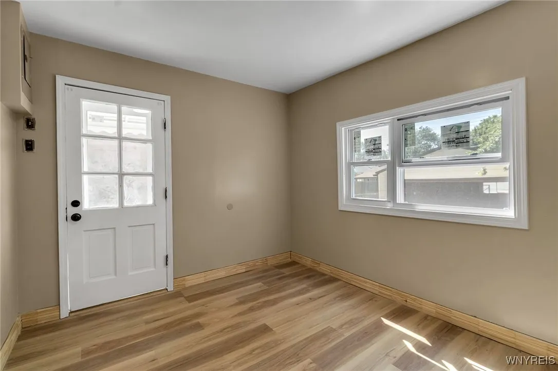 689 Longmeadow Road, Amherst, New York 14226, Amherst, New York 14226, 3 Bedrooms Bedrooms, 6 Rooms Rooms,2 BathroomsBathrooms,Residential,For Sale,689 Longmeadow Road, Amherst, New York 14226,B1626502