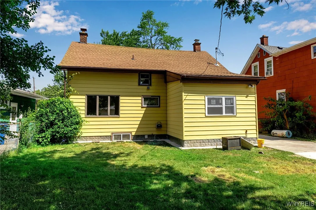 689 Longmeadow Road, Amherst, New York 14226, Amherst, New York 14226, 3 Bedrooms Bedrooms, 6 Rooms Rooms,2 BathroomsBathrooms,Residential,For Sale,689 Longmeadow Road, Amherst, New York 14226,B1626502