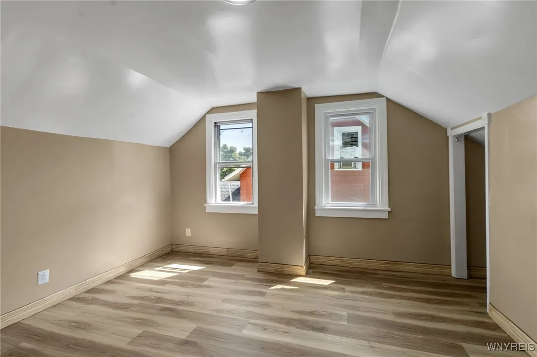 689 Longmeadow Road, Amherst, New York 14226, Amherst, New York 14226, 3 Bedrooms Bedrooms, 6 Rooms Rooms,2 BathroomsBathrooms,Residential,For Sale,689 Longmeadow Road, Amherst, New York 14226,B1626502
