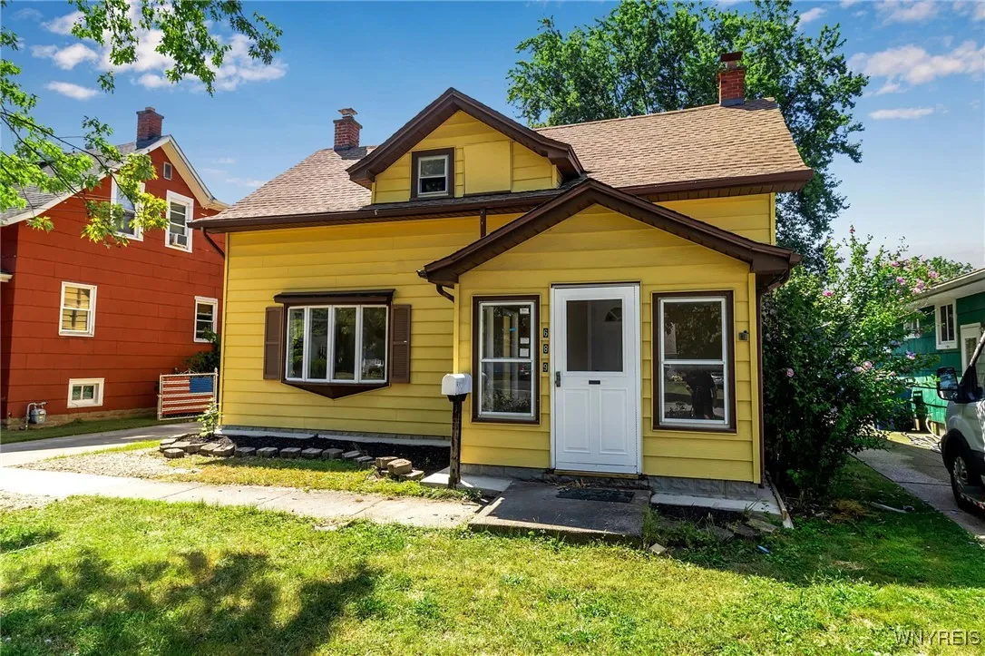 689 Longmeadow Road, Amherst, New York 14226, Amherst, New York 14226, 3 Bedrooms Bedrooms, 6 Rooms Rooms,2 BathroomsBathrooms,Residential,For Sale,689 Longmeadow Road, Amherst, New York 14226,B1626502