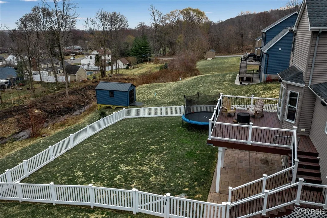 905 Sullivan Court, Lewiston, New York 14092, Lewiston, New York 14092, 4 Bedrooms Bedrooms, 14 Rooms Rooms,2 BathroomsBathrooms,Residential,Closed,905 Sullivan Court, Lewiston, New York 14092,0,B1626605