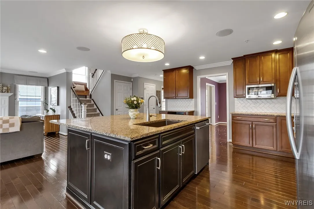 905 Sullivan Court, Lewiston, New York 14092, Lewiston, New York 14092, 4 Bedrooms Bedrooms, 14 Rooms Rooms,2 BathroomsBathrooms,Residential,Closed,905 Sullivan Court, Lewiston, New York 14092,0,B1626605