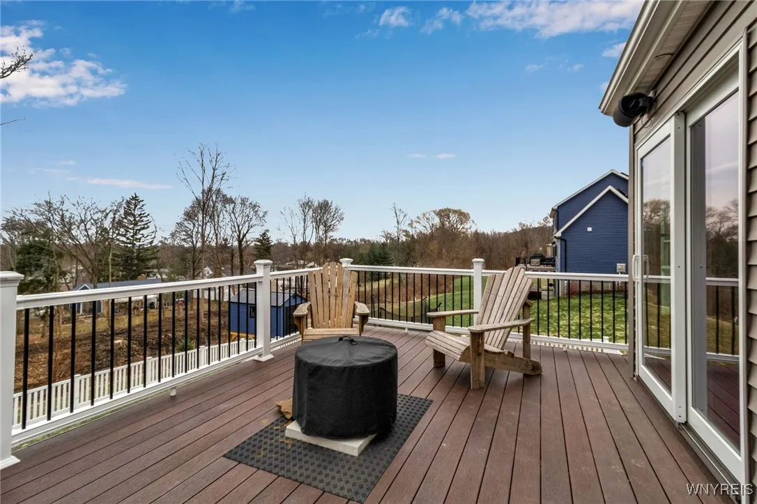 905 Sullivan Court, Lewiston, New York 14092, Lewiston, New York 14092, 4 Bedrooms Bedrooms, 14 Rooms Rooms,2 BathroomsBathrooms,Residential,Closed,905 Sullivan Court, Lewiston, New York 14092,0,B1626605