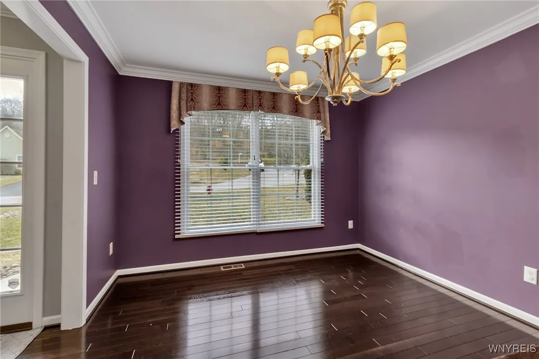 905 Sullivan Court, Lewiston, New York 14092, Lewiston, New York 14092, 4 Bedrooms Bedrooms, 14 Rooms Rooms,2 BathroomsBathrooms,Residential,Closed,905 Sullivan Court, Lewiston, New York 14092,0,B1626605